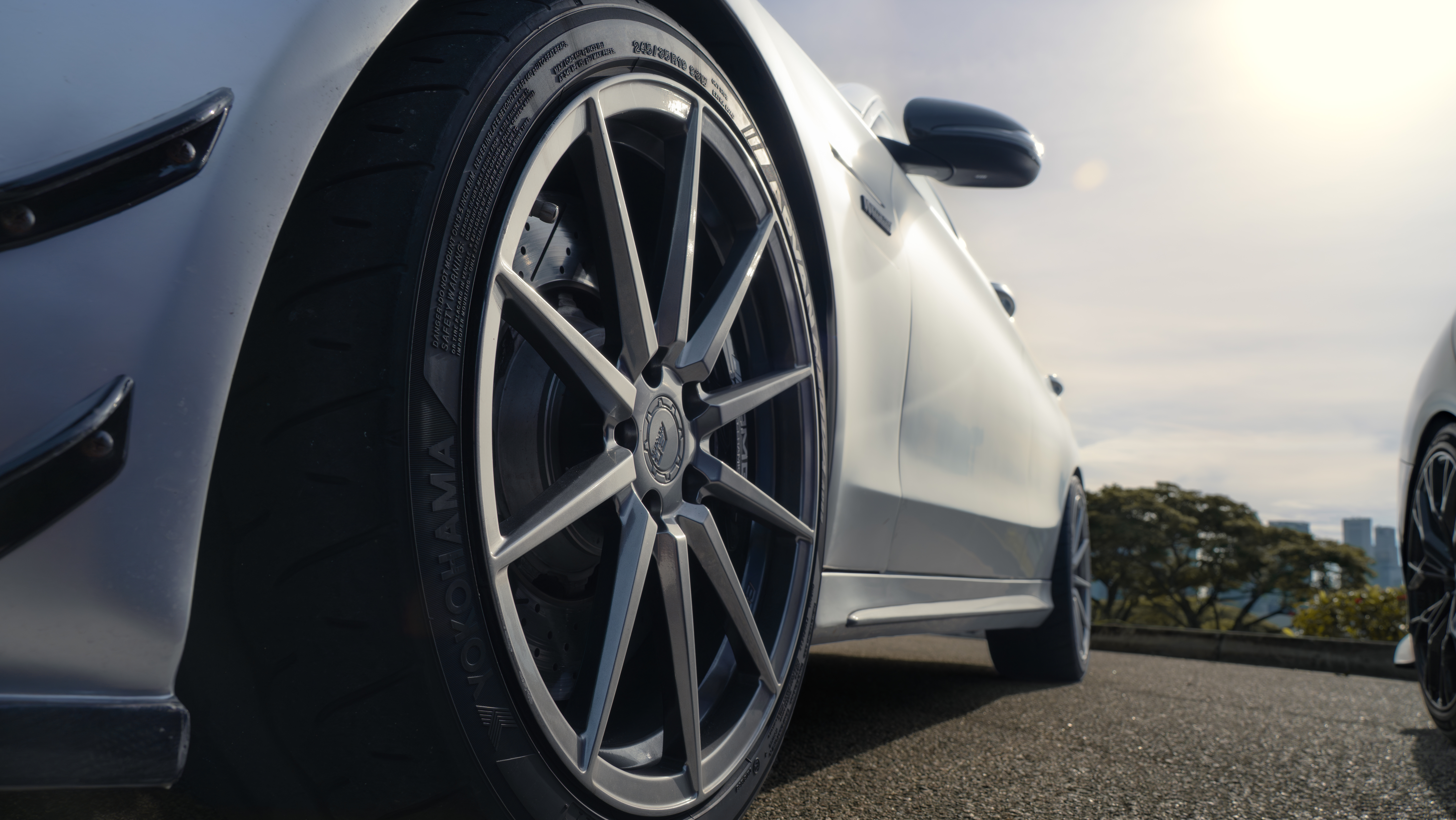 Mercedes wheel detail
